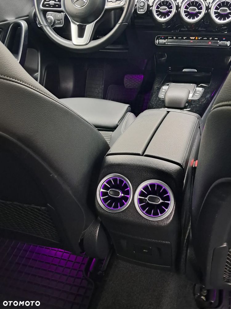 Mercedes-Benz CLA 180 d 8G-DCT Progressive - 29