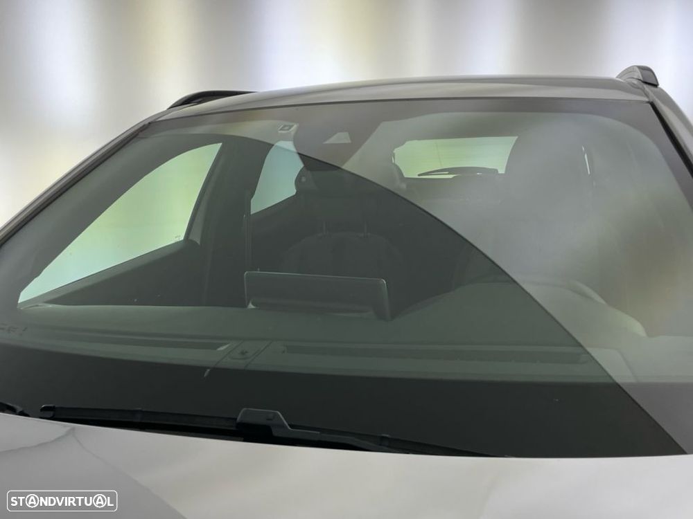 Peugeot 2008 1.2 PureTech Allure — fotografia 19