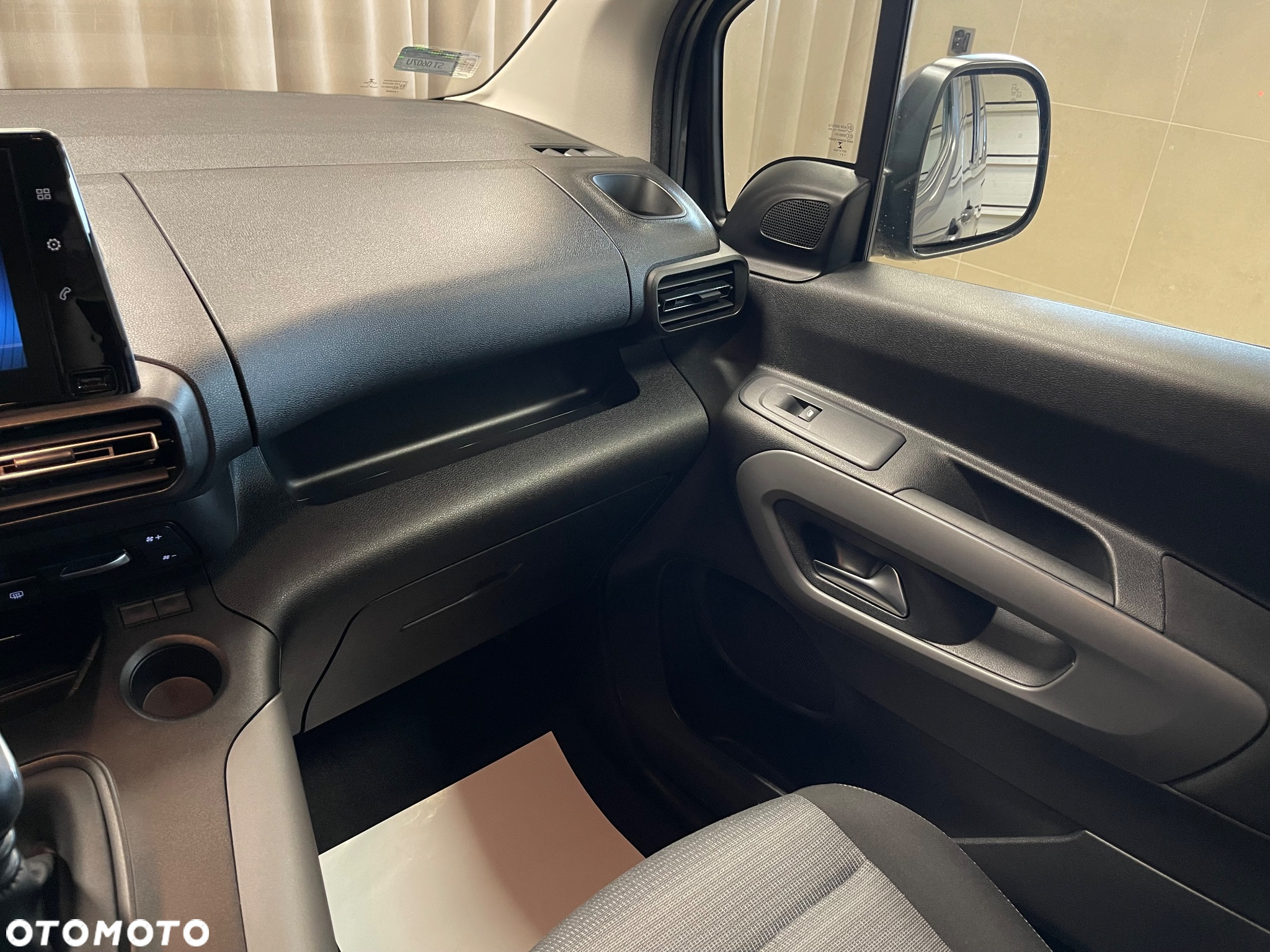 Toyota Proace City Verso Long 1.5 D-4D Family - 26