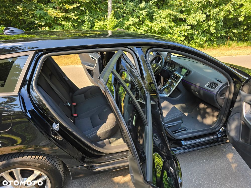 Volvo V60 D3 Geartronic Business Edition - 23