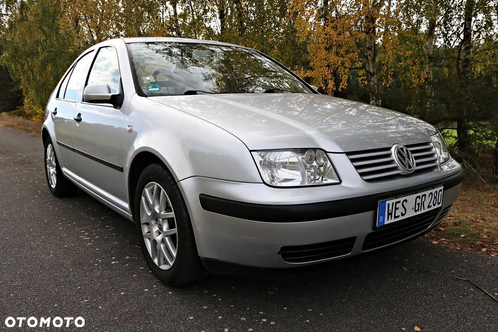 Volkswagen Bora Variant 1.6 - 17