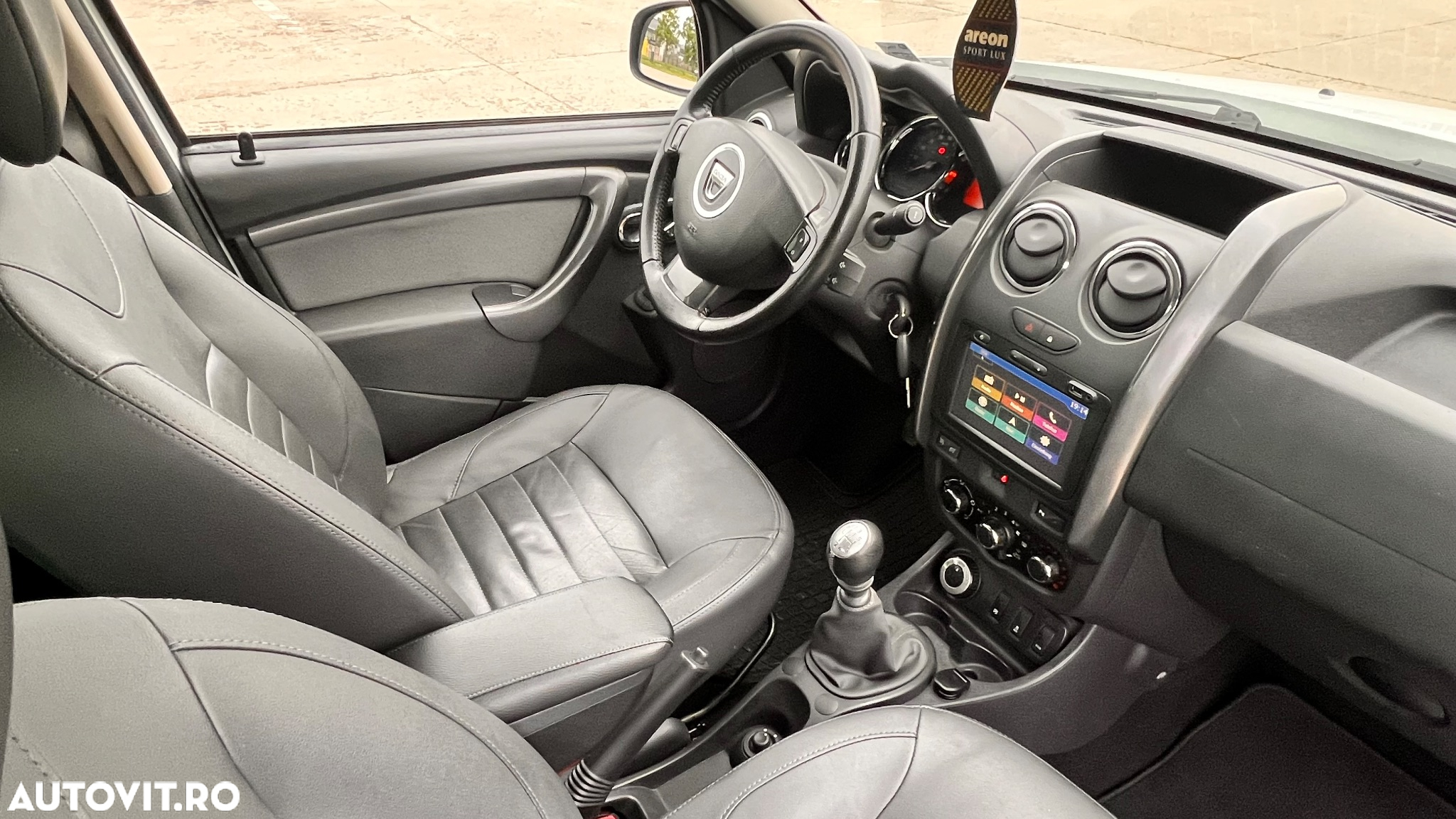 Dacia Duster dCi 110 FAP 4x4 Prestige - 9