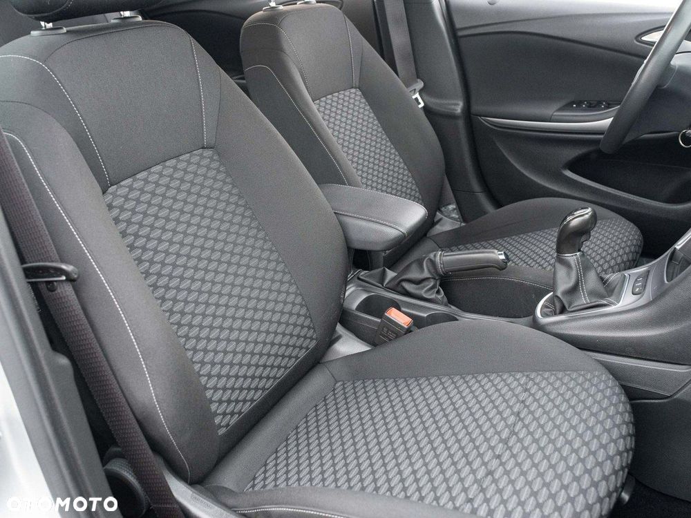 Opel Astra - 27