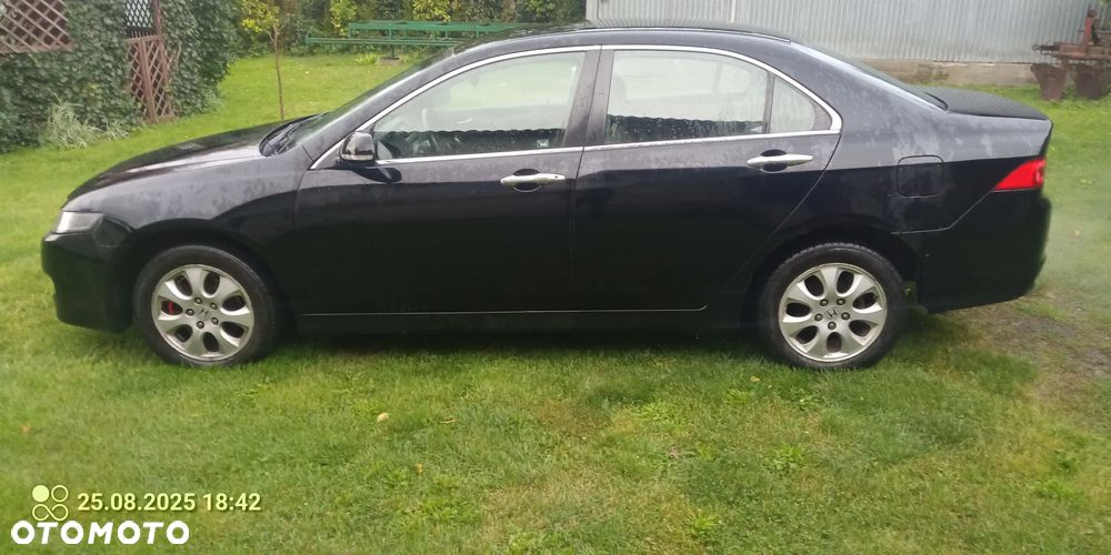 Honda Accord 2.2i-CTDi Executive - 1