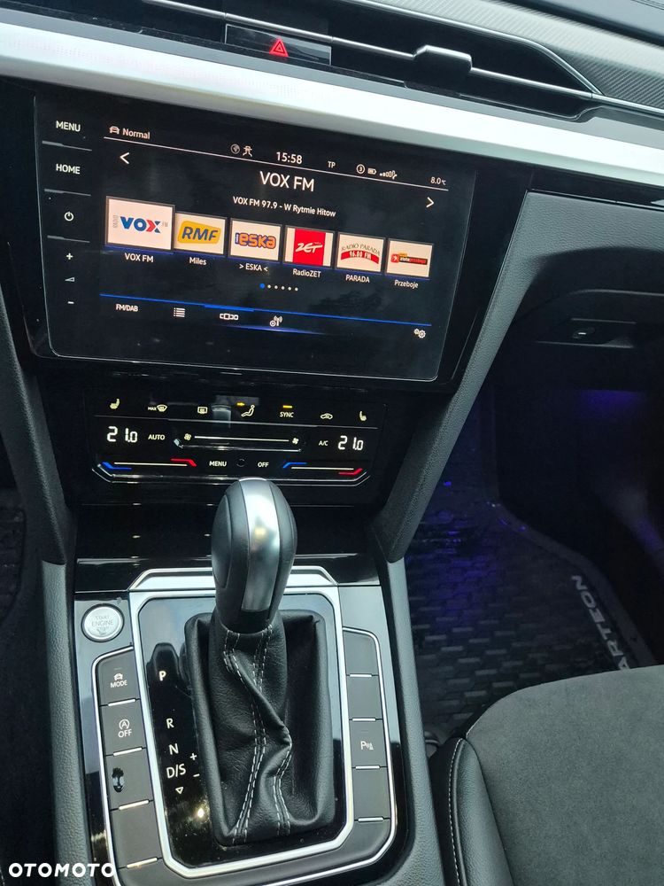 Volkswagen Arteon 2.0 TDI SCR DSG R-Line - 17