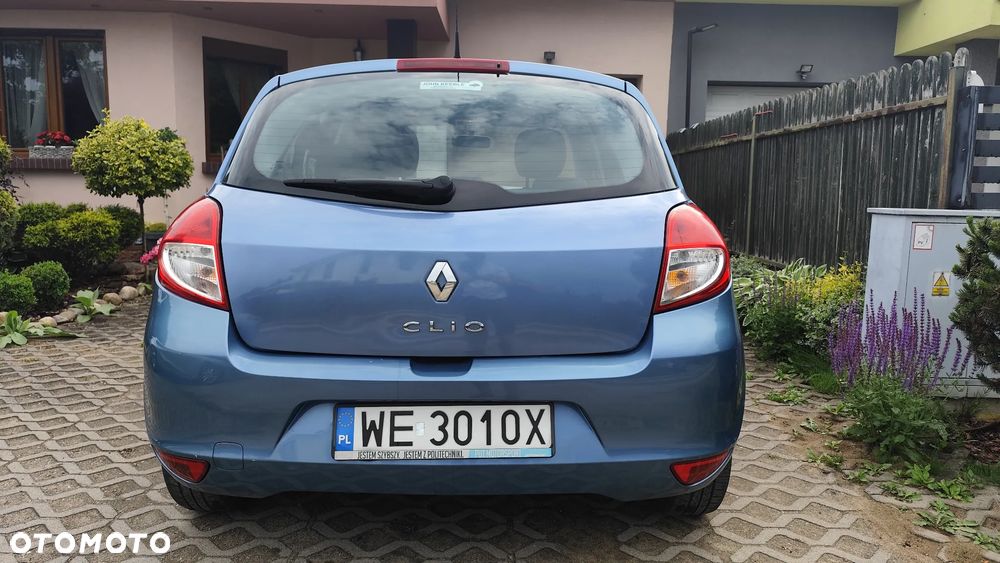 Renault Clio 1.2 16V Alize - 4