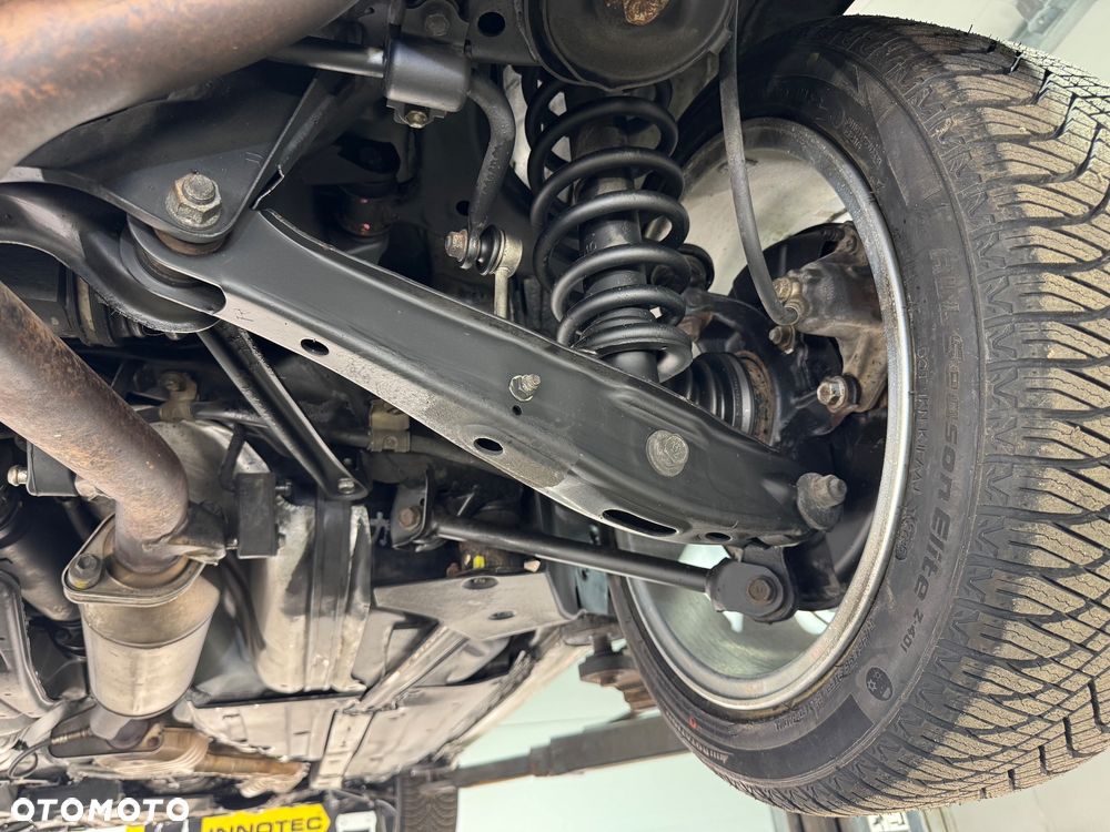 Lexus IS 200 Limited - 32