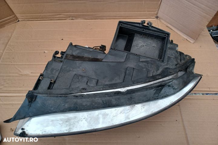 Far dreapta cu Xenon Audi A4 B6 [2000 - 2005] Avant wagon 5-usi 2.5 T - 4