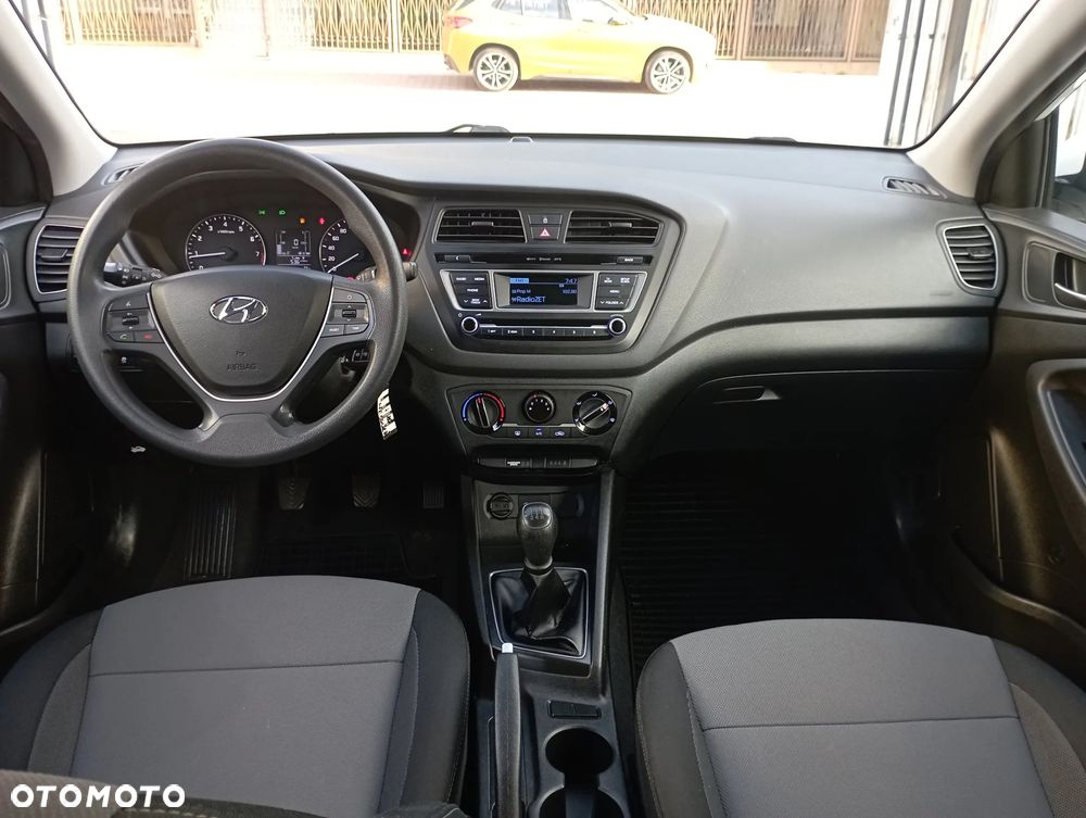 Hyundai i20 1.2 Classic Plus - 8