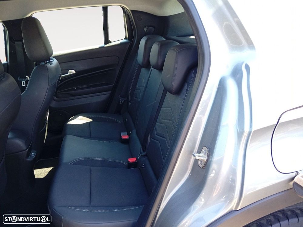 Jeep Avenger 1.2 GSE T3 Altitude — fotografia 13