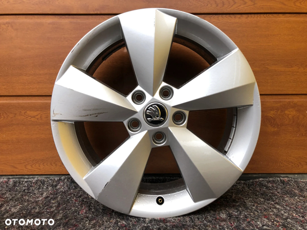 Felga Aluminiowa SKODA KODIAQ KAROQ OCTAVIA 6.5J 17" ET38 5x112 565601025J