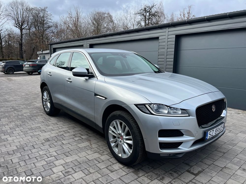 Jaguar F-Pace 20d AWD Pure - 5
