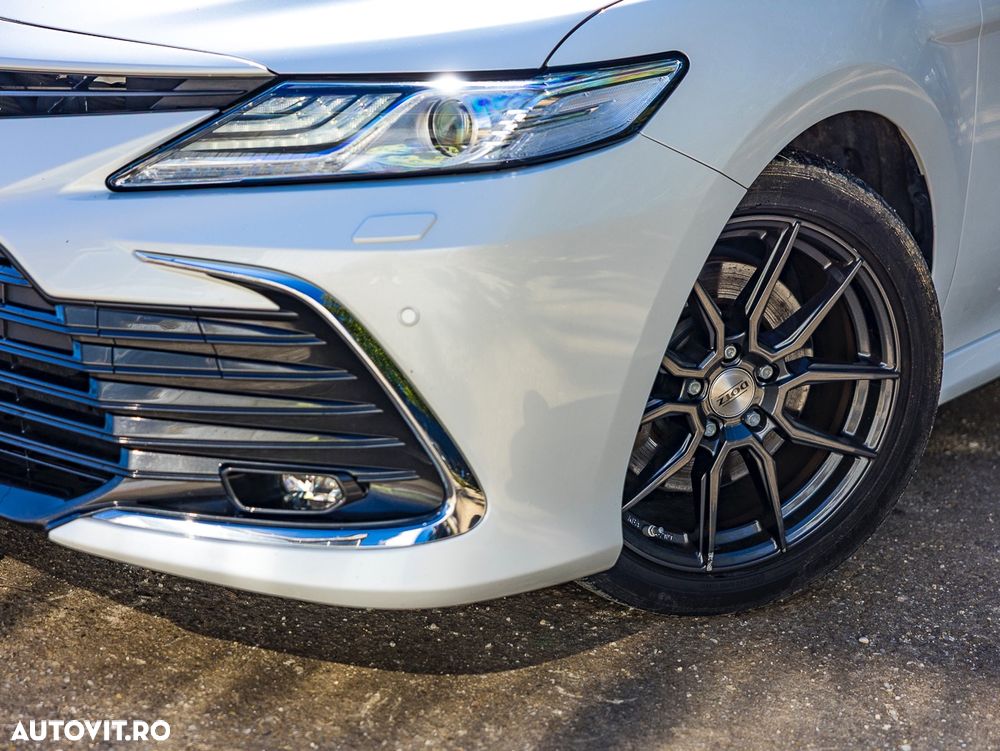 Toyota Camry 2.5 Hybrid Exclusive - 27