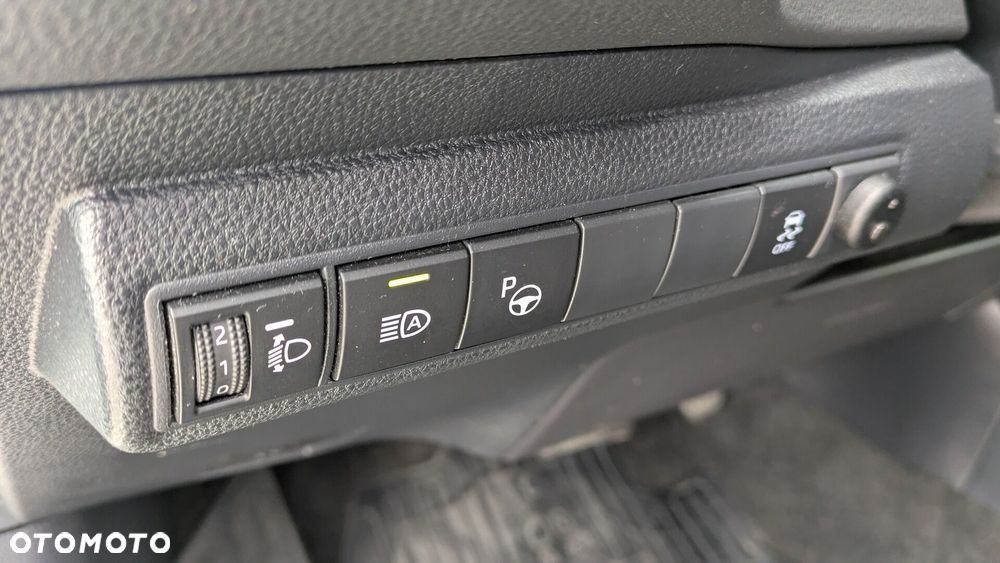 Toyota Corolla 1.8 Hybrid Comfort - 16