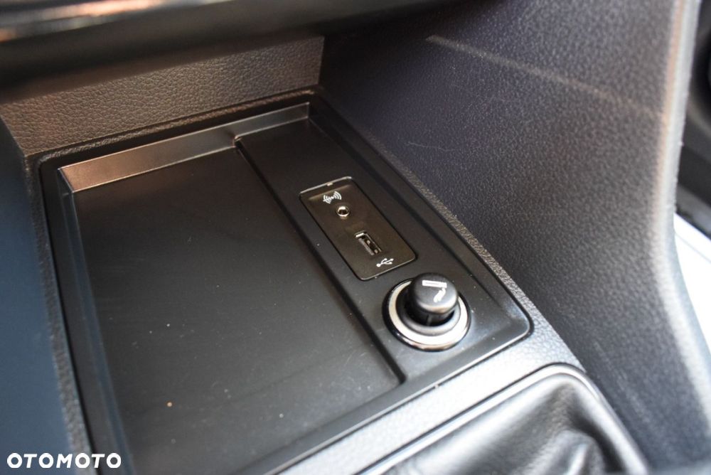 Volkswagen Caddy - 29