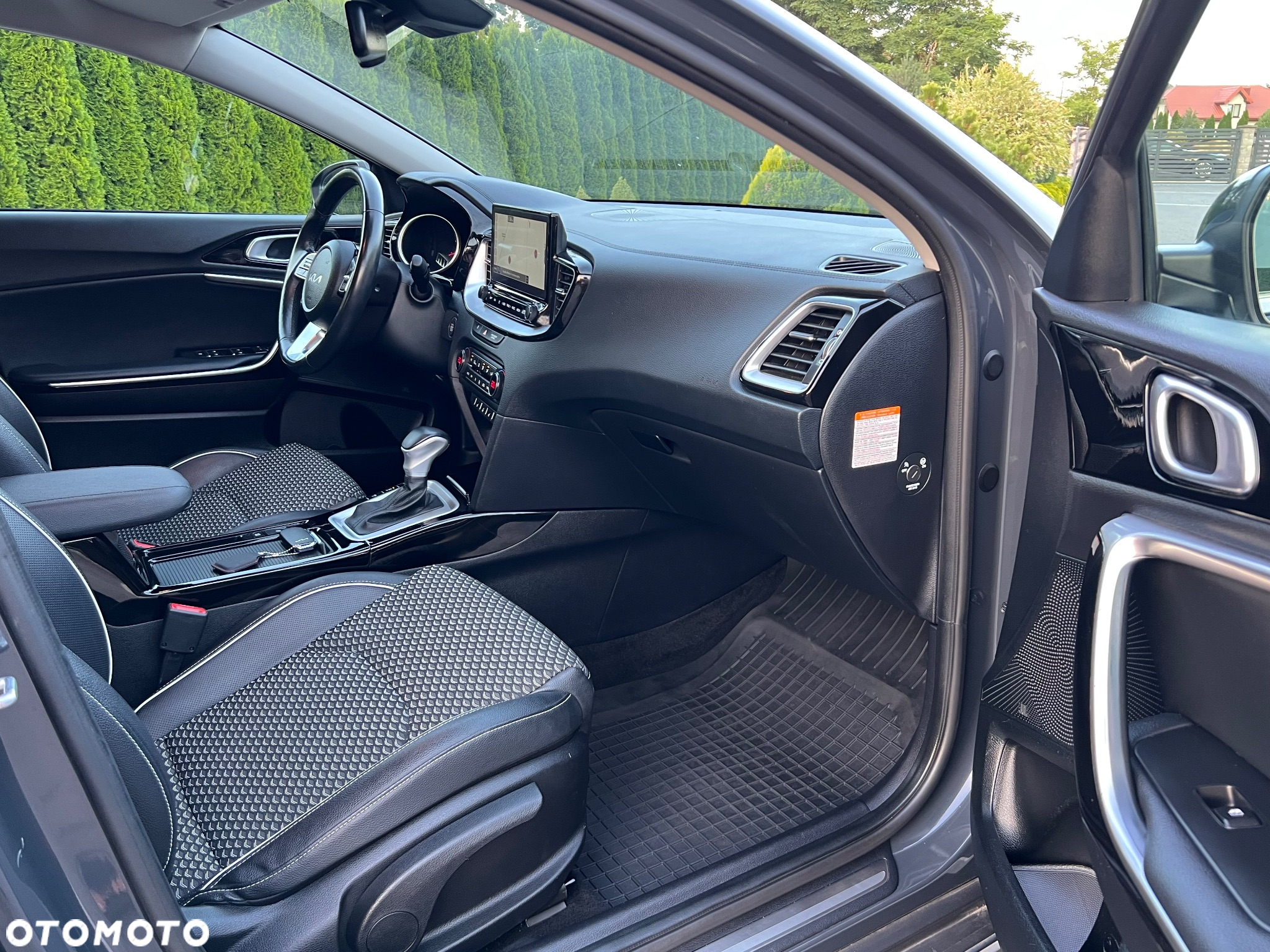 Kia XCeed - 27
