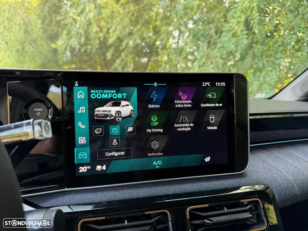 Renault 4 E-Tech 52 kWh Techno Autonomia Conforto - 21