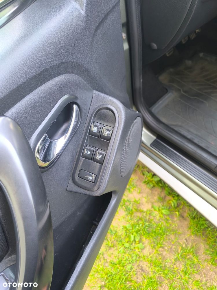 Dacia Duster 1.6 Ambiance 4x4 - 10