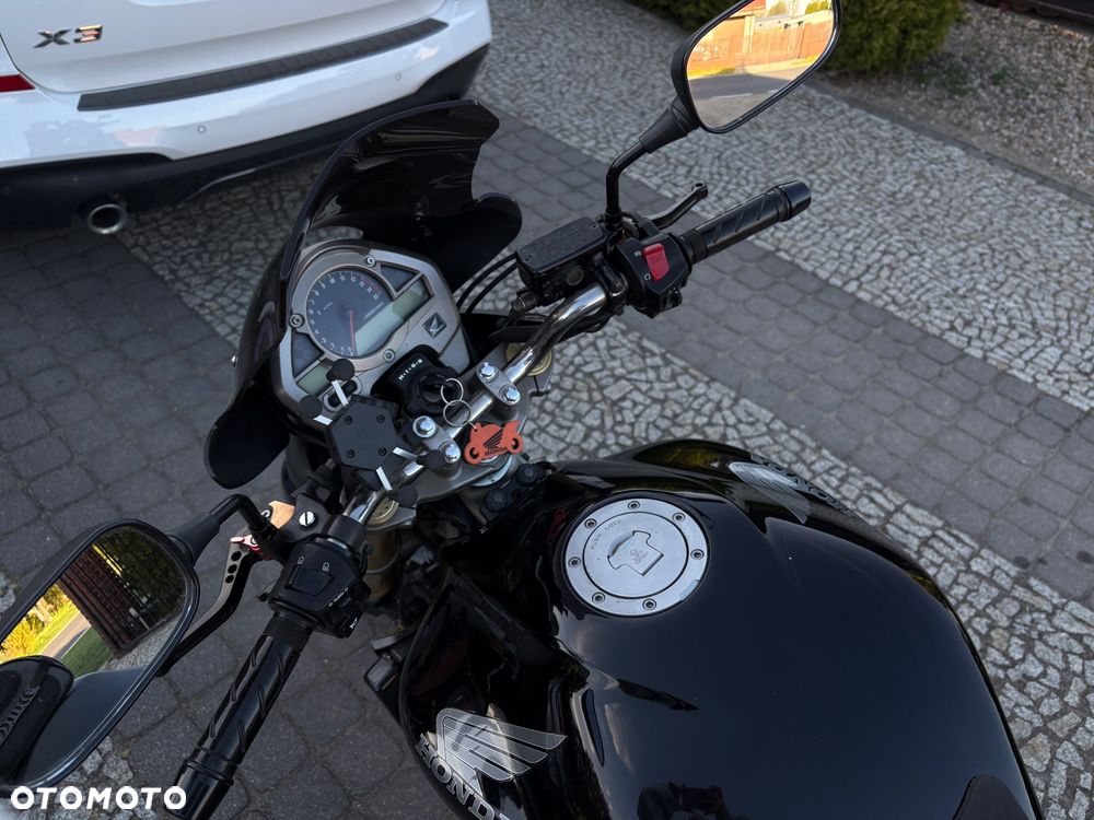Honda Hornet - 7