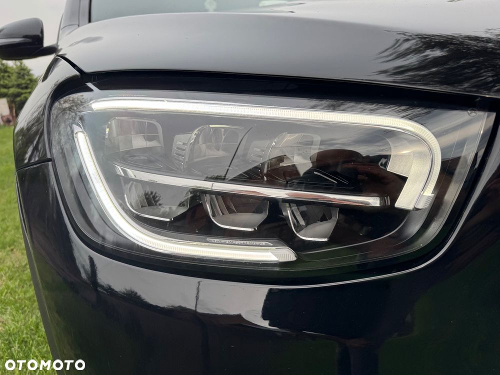 Mercedes-Benz GLC 300 4Matic 9G-TRONIC Exclusive - 4