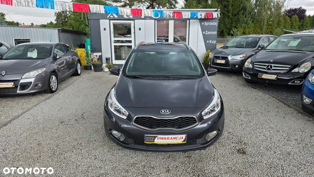 Kia Ceed - 22