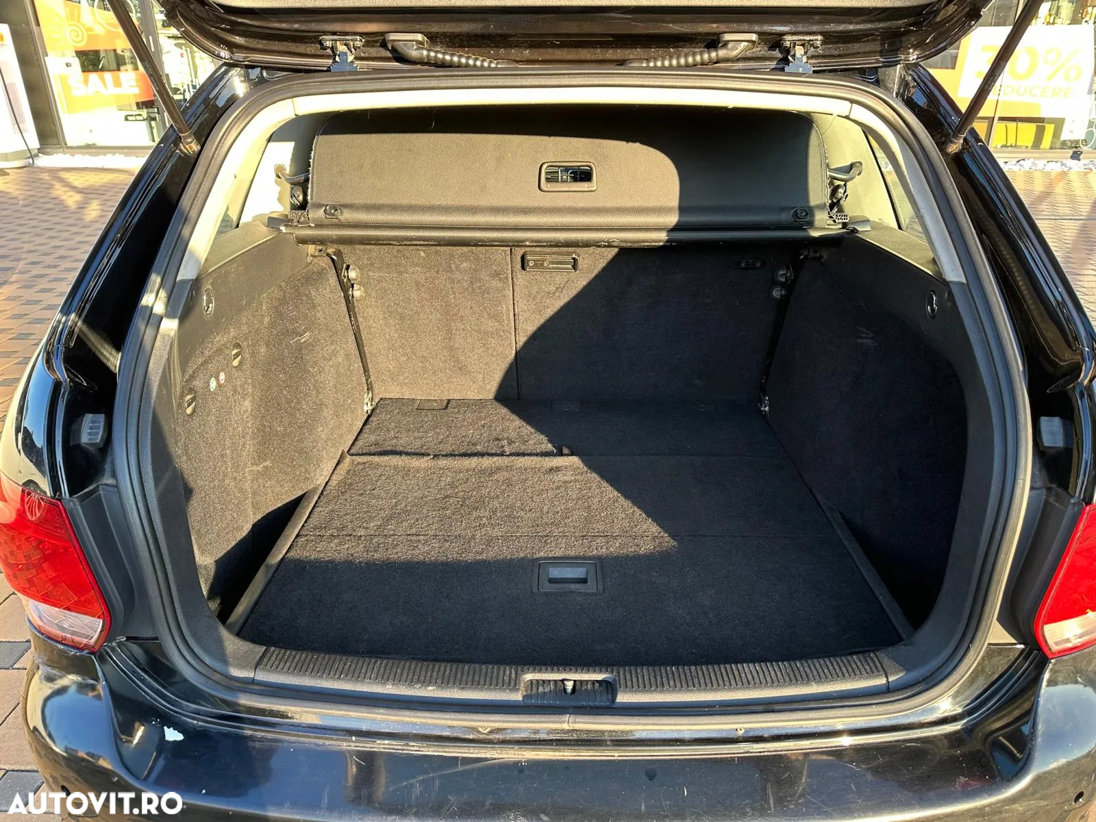 Volkswagen Golf 1.6 TDI BlueMotion Technology DPF Comfortline - 11