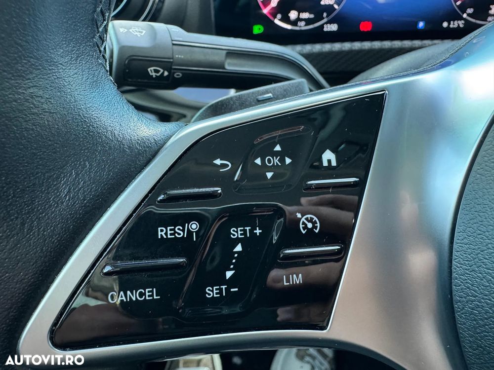 Mercedes-Benz A 180 d Sedan 8G-DCT - 16