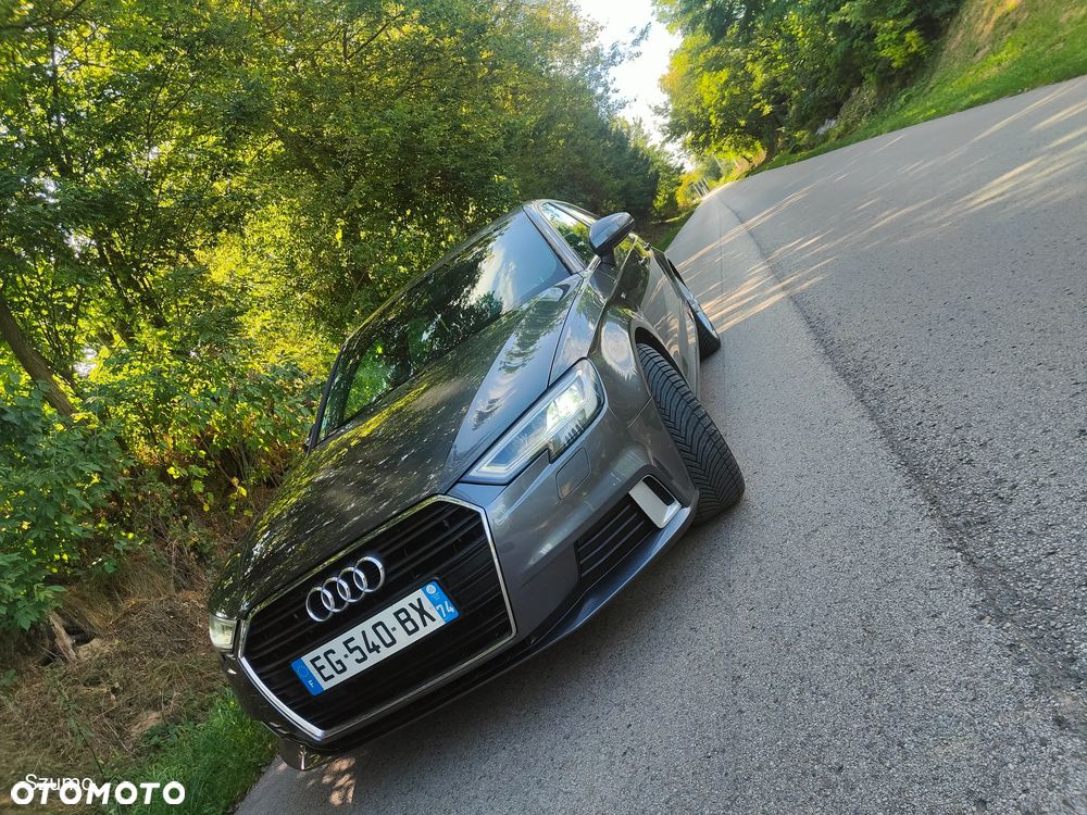 Audi A3 Sportback 2.0 TDI S tronic S line Sportpaket - 2