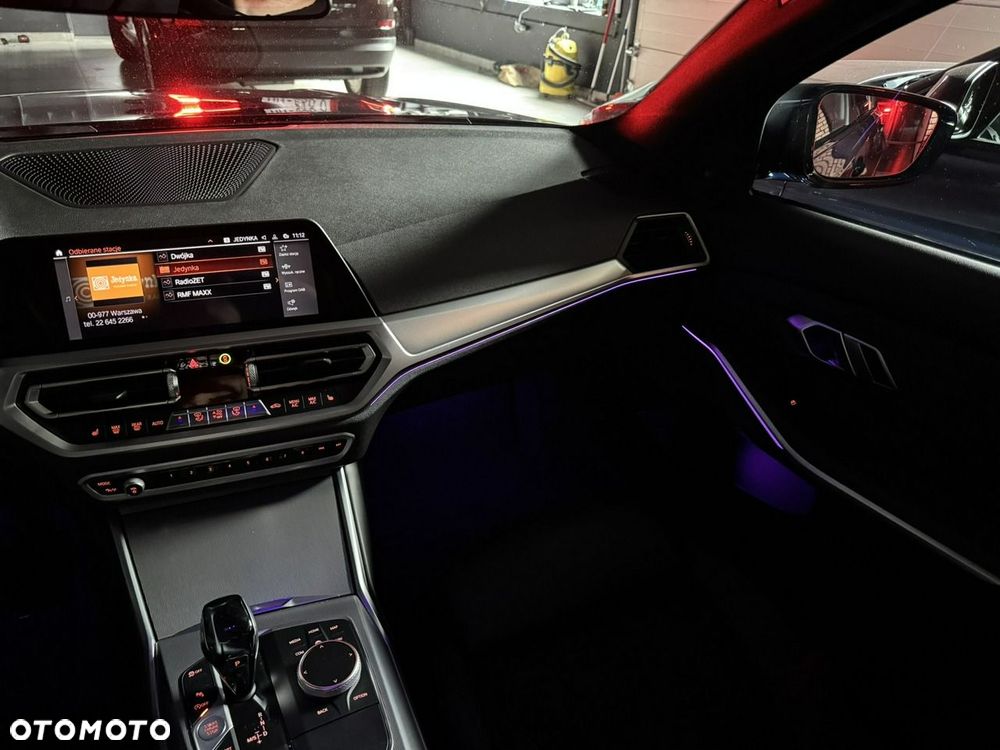 BMW Seria 3 320d Sport Line Shadow sport - 20