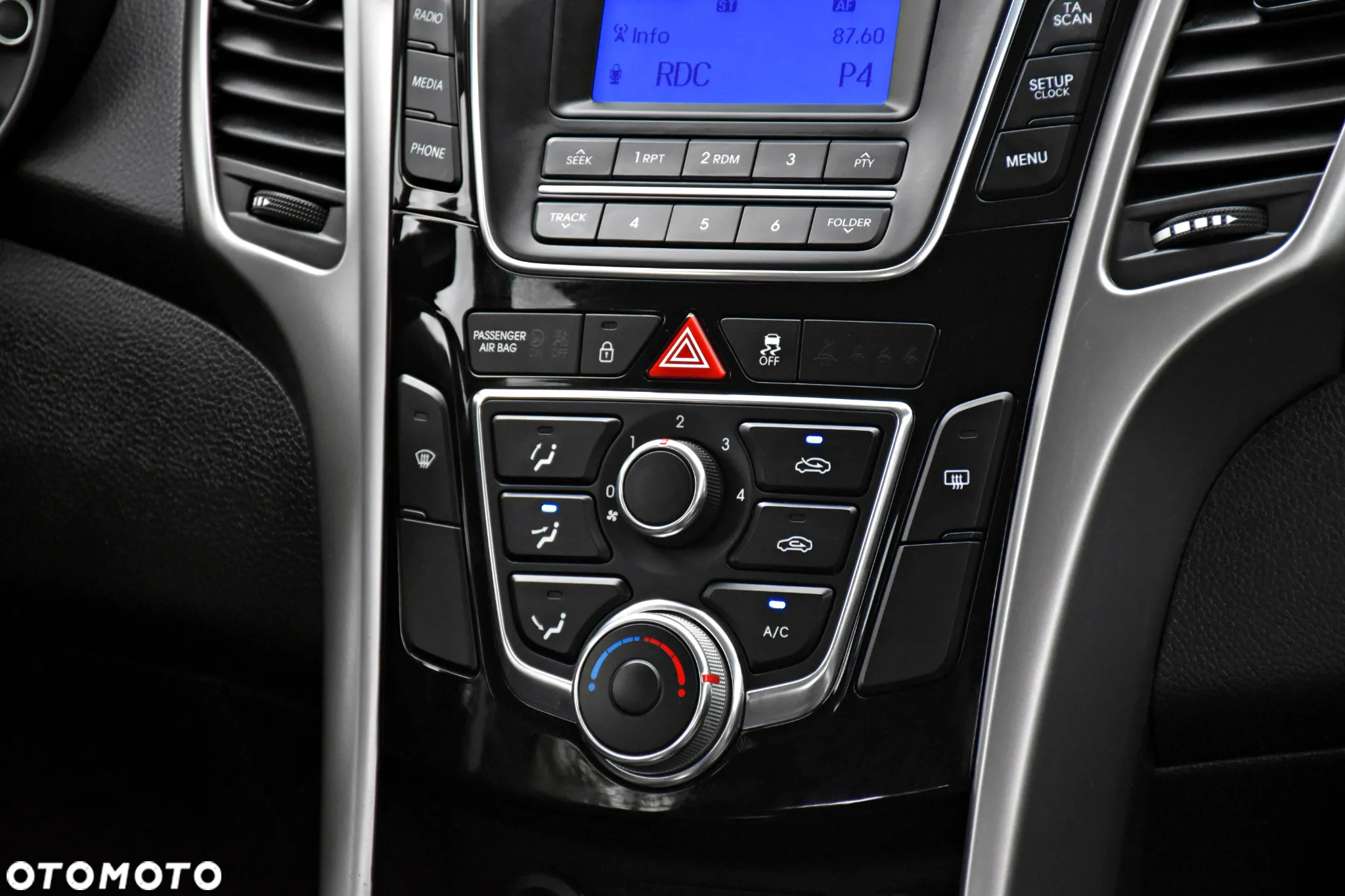 Hyundai i30 i30cw 1.4 Fifa World Cup Edition - 37