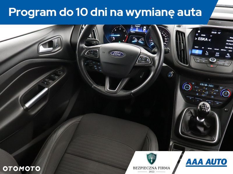 Ford Kuga - 9