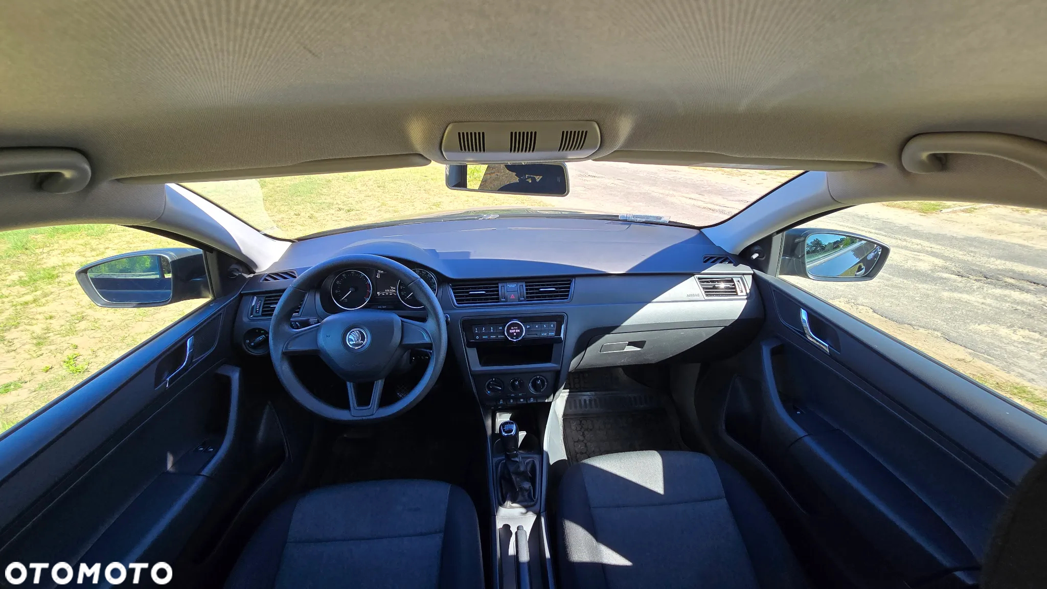 Skoda RAPID 1.2 TSI Active - 17