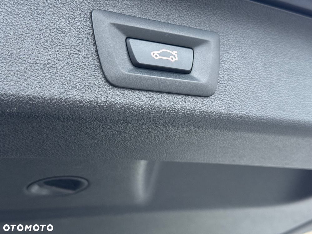 BMW Seria 5 520d - 18