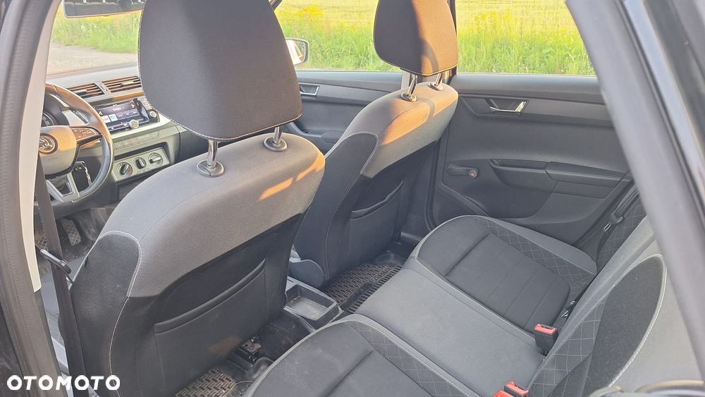 Skoda Fabia 1.0 TSI Ambition - 6