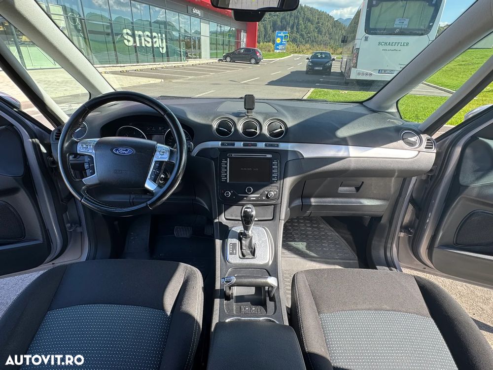 Ford Galaxy - 2