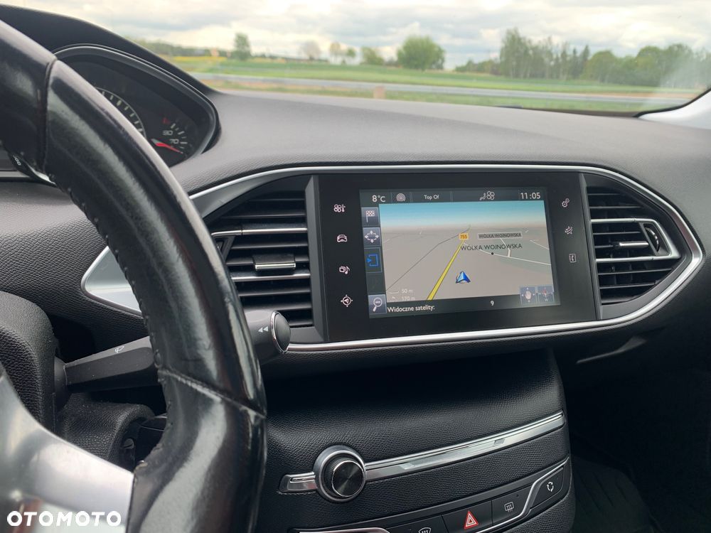 Peugeot 308 BlueHDi FAP 150 Stop&Start Automatik Allure - 15