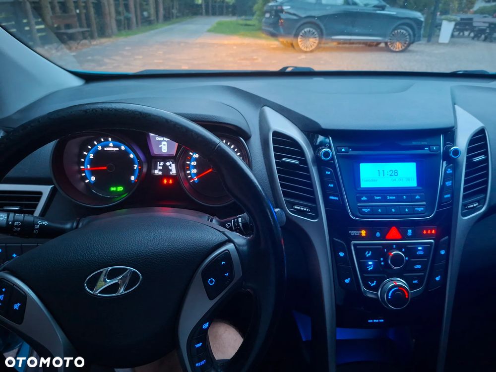 Hyundai i30 1.4 Comfort - 13