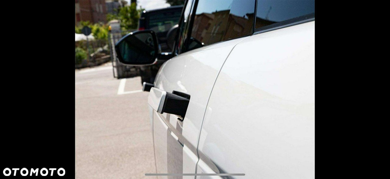 Land Rover Range Rover Evoque - 8