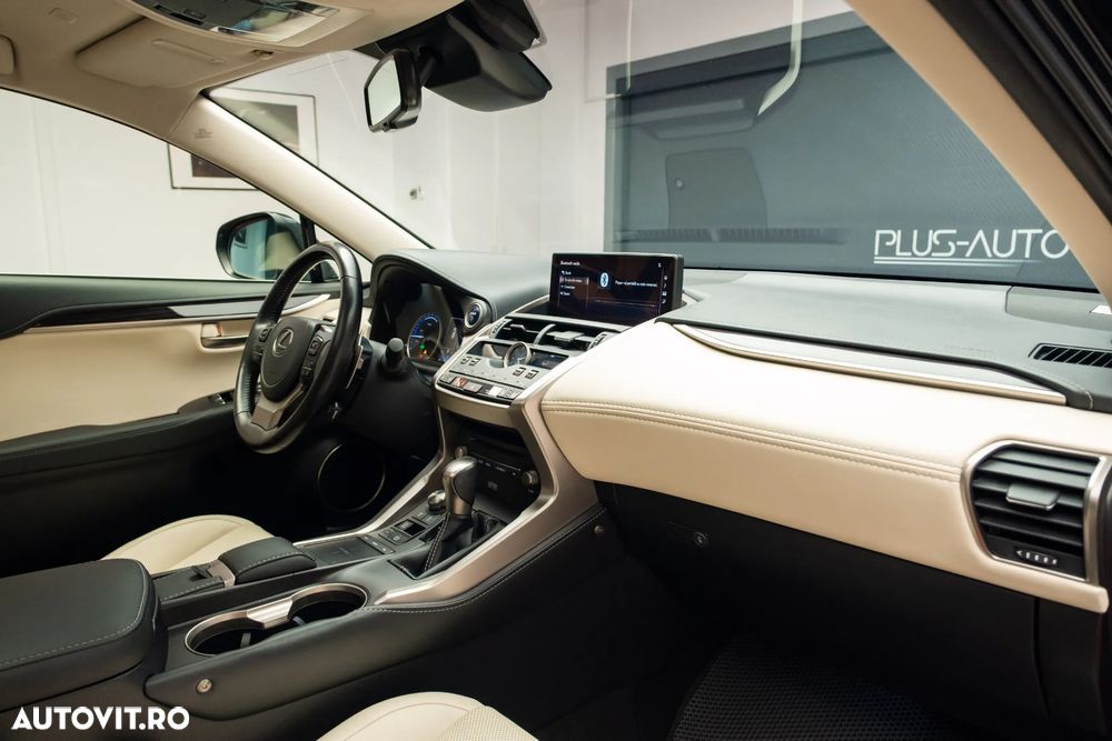 Lexus Seria NX 300h AWD Luxury - 9