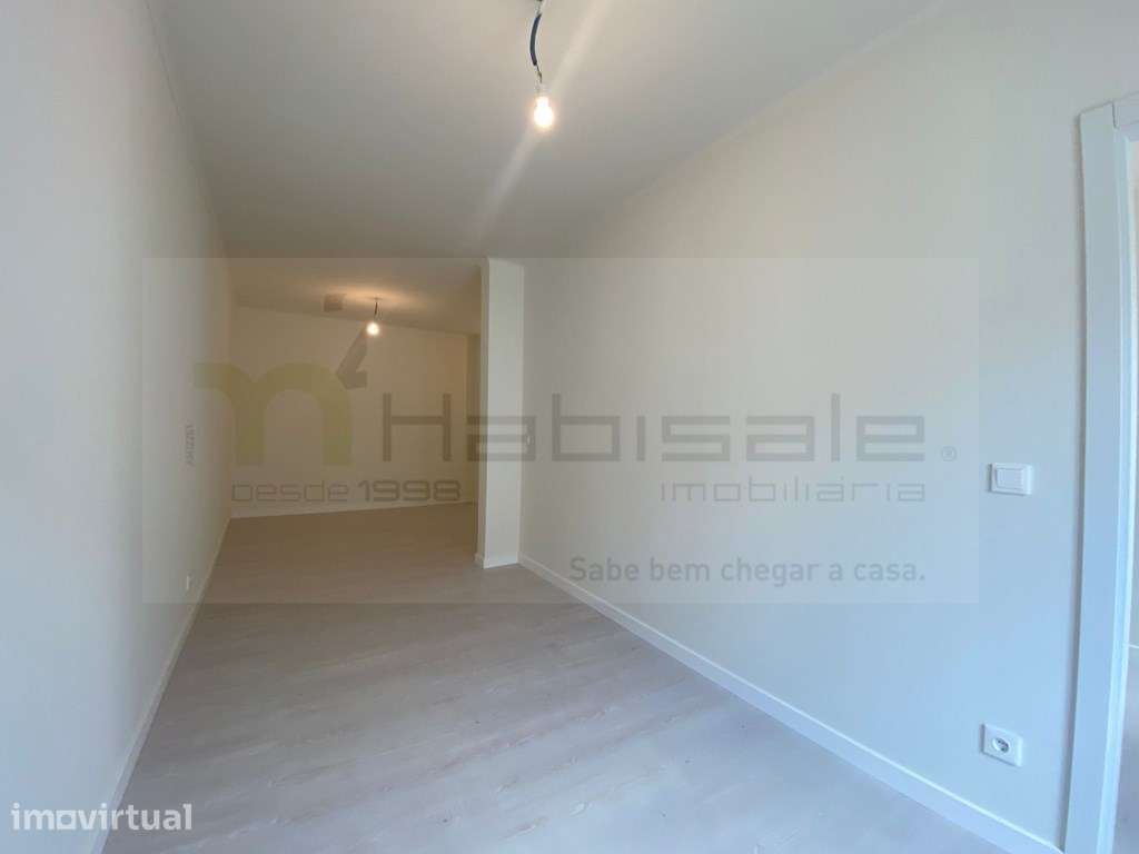Apartamento T2 remodelado - Grande imagem: 4/24