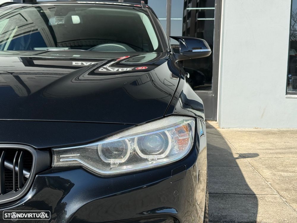 BMW 320 d Pack M - 12