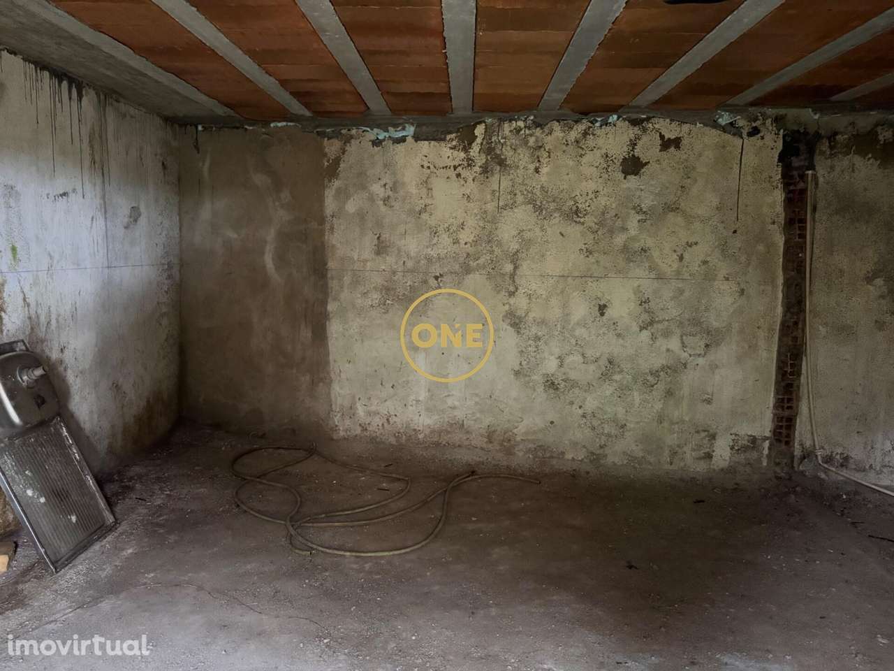 Moradia para restauro - Grande imagem: 4/4