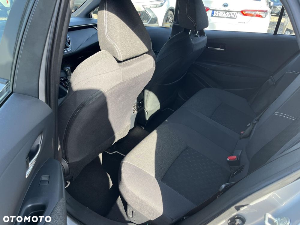 Toyota Corolla 1.8 Hybrid Comfort - 18