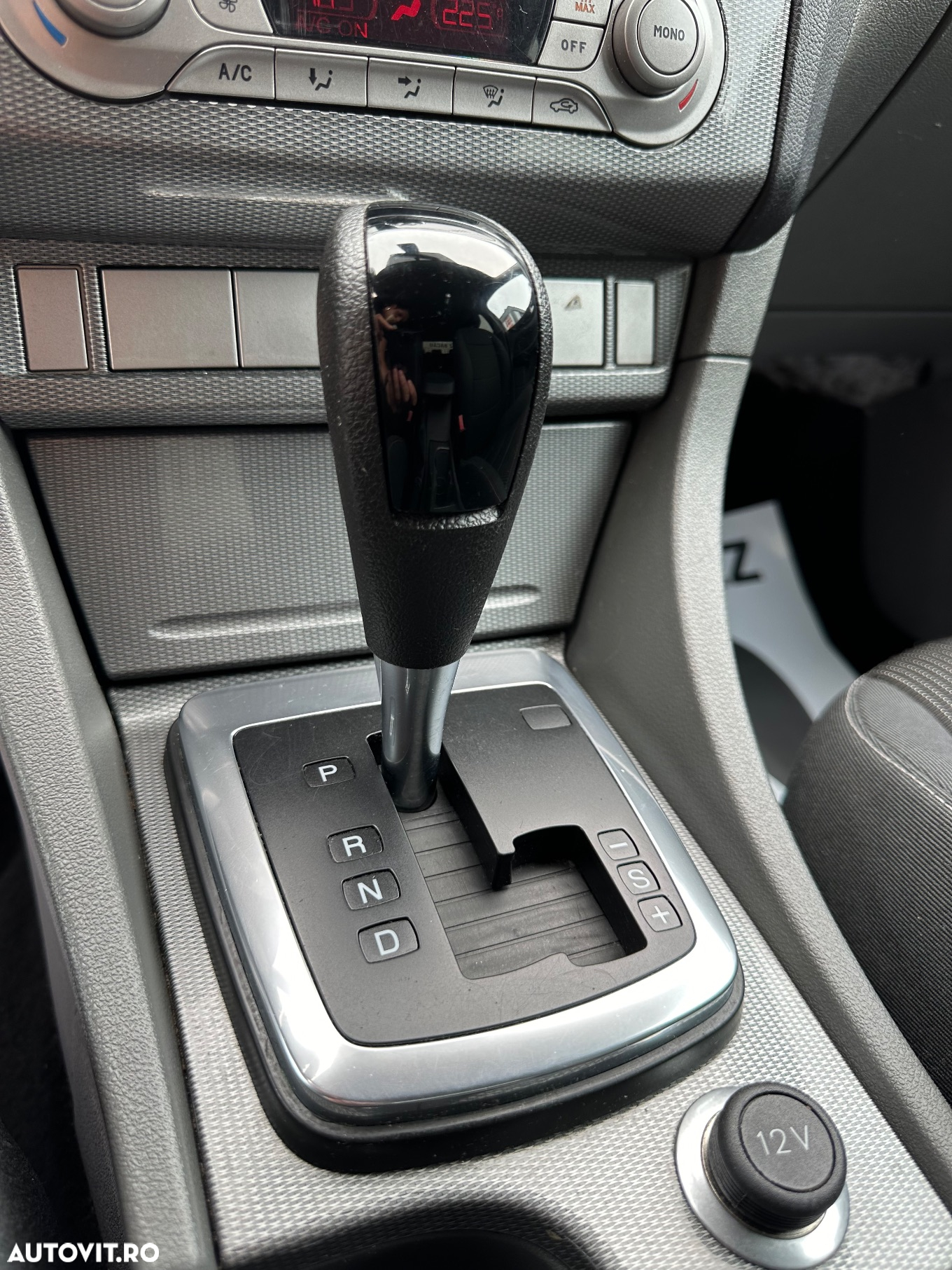 Ford Focus - 22