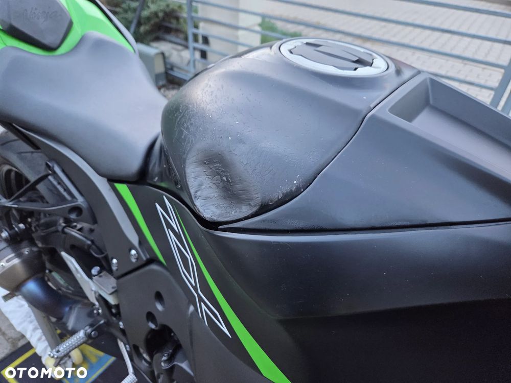 Kawasaki Ninja - 11