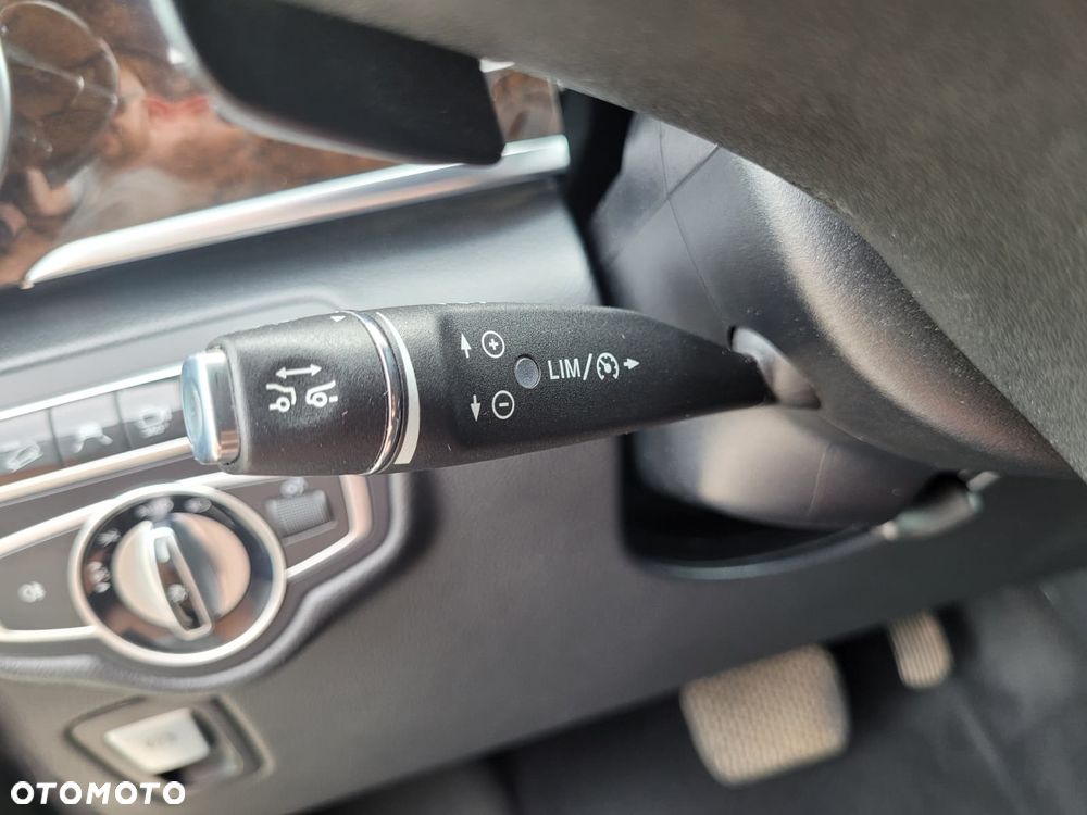 Mercedes-Benz Klasa V 250 d 4-Matic Avantgarde 7G-Tronic (d³ugi) - 16