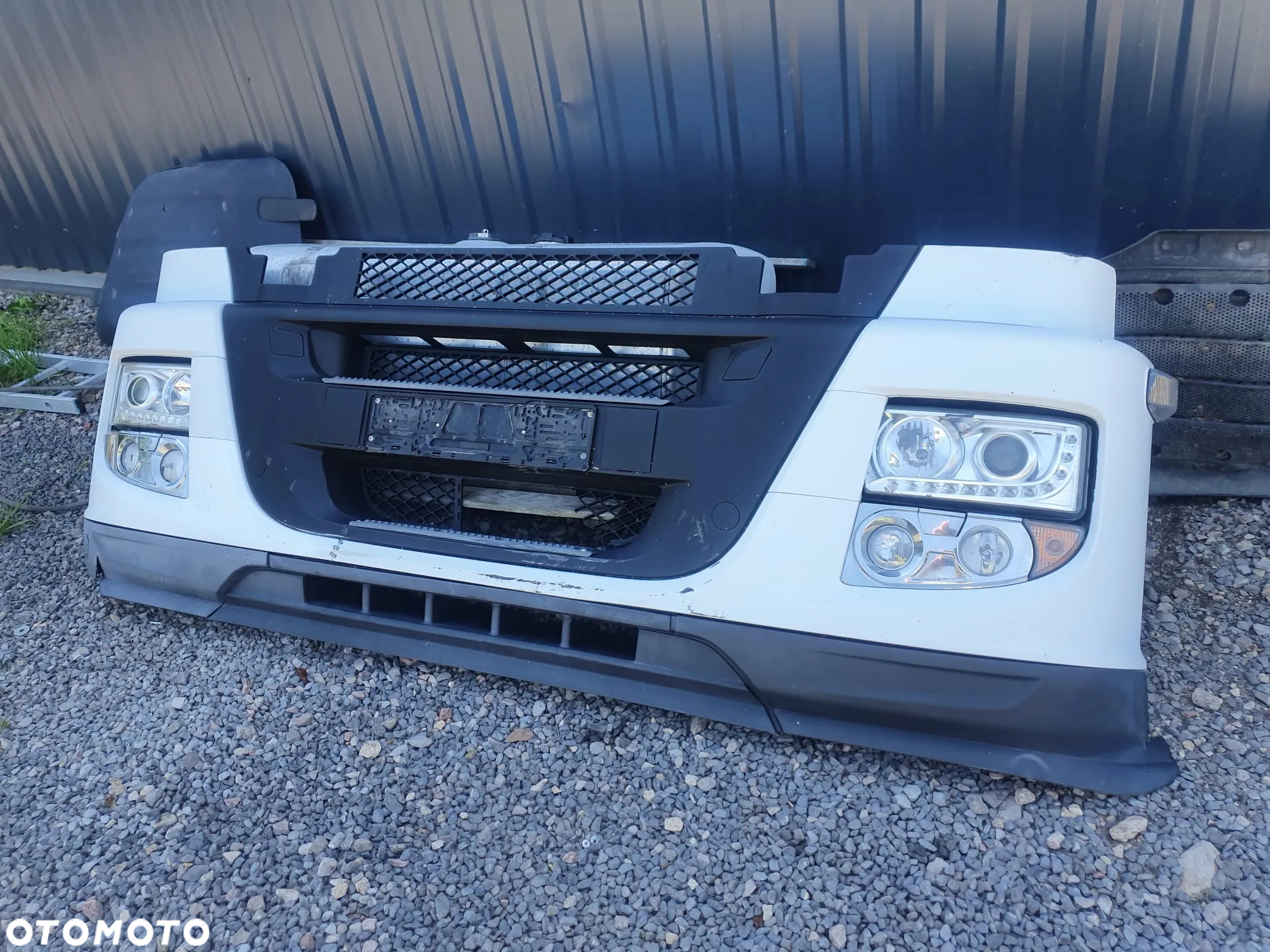 Zderzak + Lampy Oryginał Komplet Iveco Stralis Hi-WAY - 2