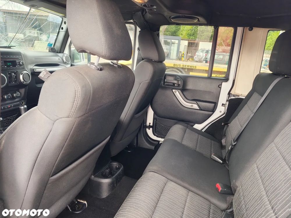 Jeep Wrangler Unlimited 2.8 CRD DPF Automatik X - 27