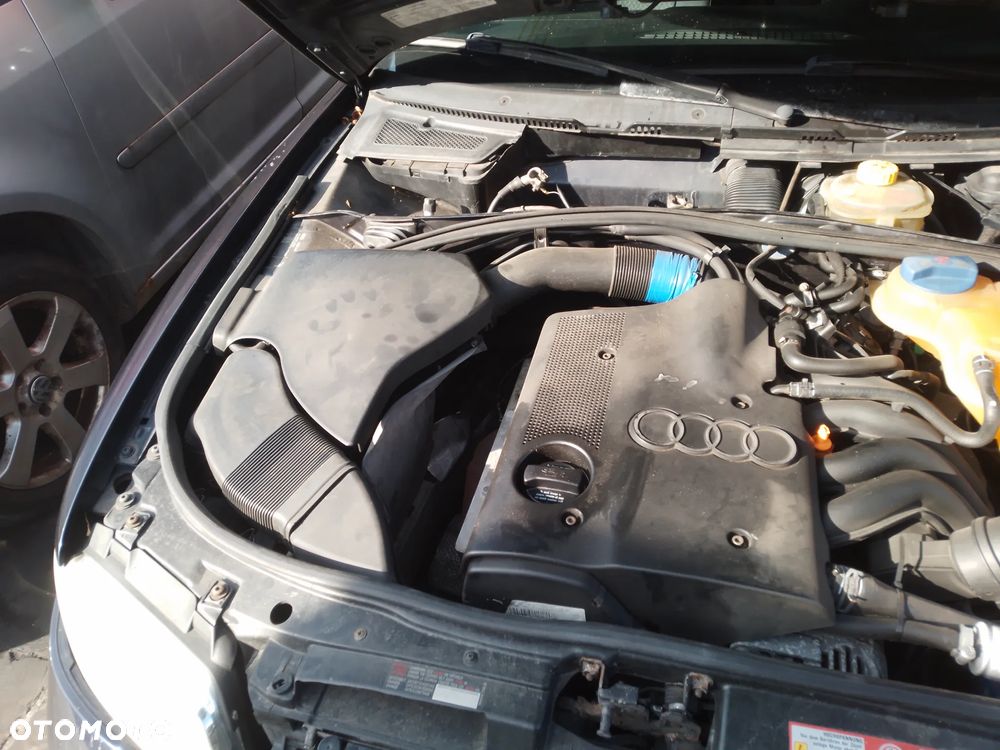 AUDI A4 B5 99-01 LIFT 1.6 ARM  FOTEL PRAWY LEWY KANAPA - 32