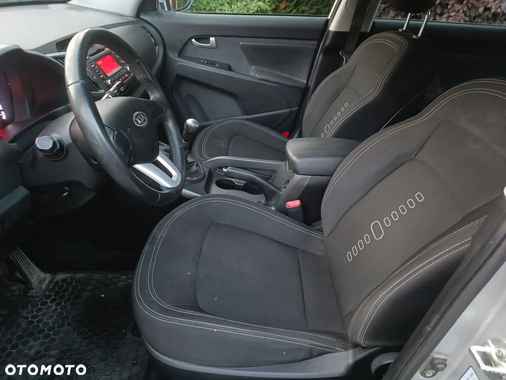 Kia Sportage 2.0 CVVT 4WD Vision - 11